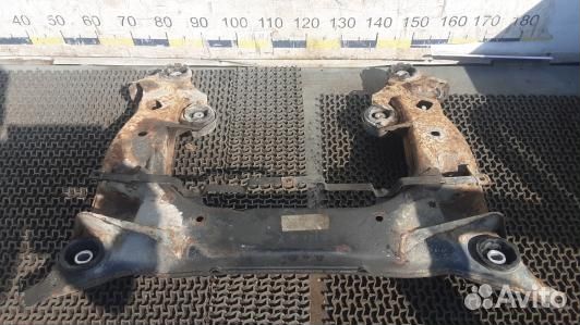 Балка подвески передняя volkswagen passat B5 (2ST1