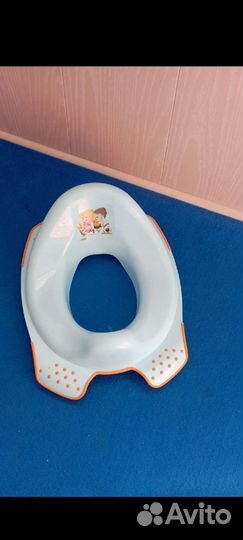 Сидушка на унитаз, подставка под ножки