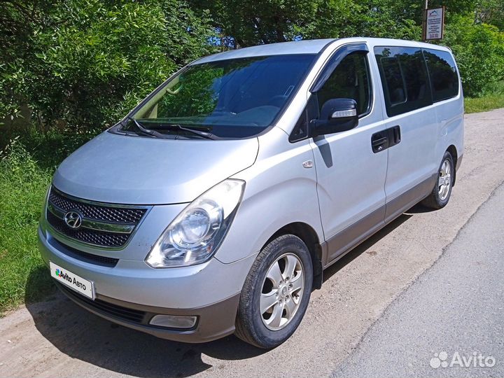 Hyundai Grand Starex 2.5 AT, 2009, 233 000 км