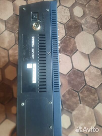 Активный микшерный пульт