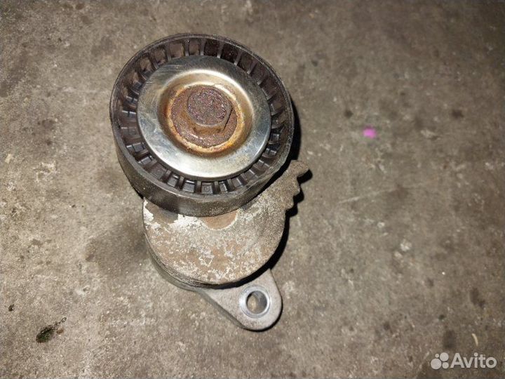 Ролик натяжной Mitsubishi Lancer CY4A 4B11