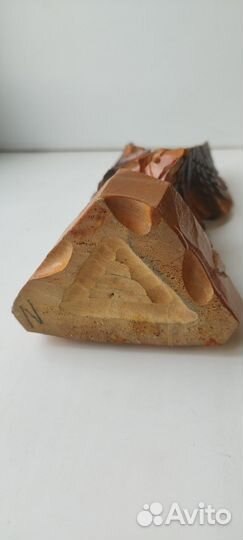 Статуэтка деревянного орла