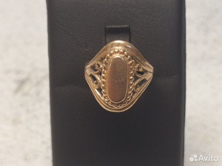 Золотое кольцо 583 пробы массой 4.8 грамма(Р17.5)
