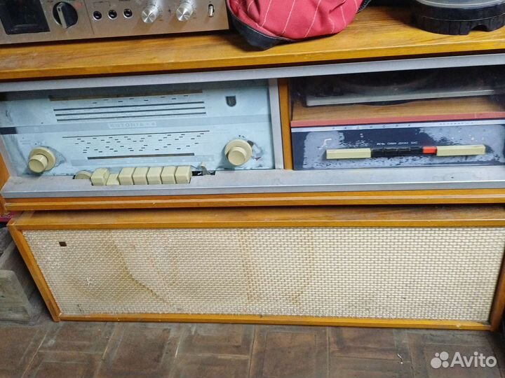 Радиола эстония 4
