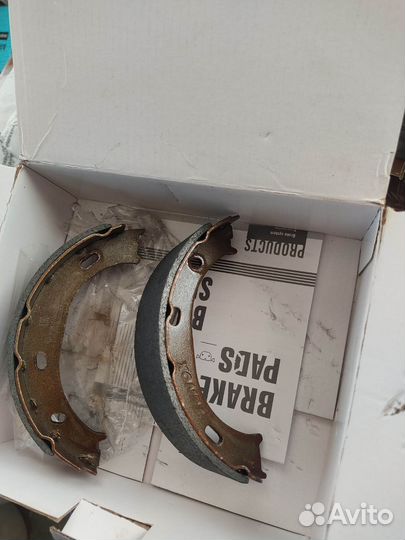 2 Колодки ручника Mercedes Sprinter Classic