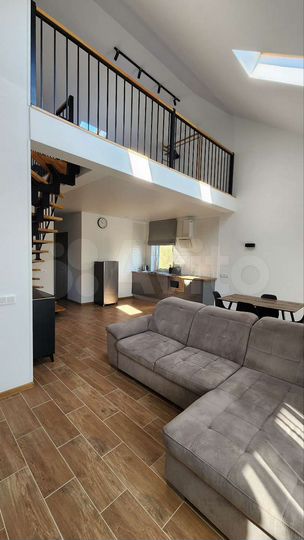 Квартира-студия, 60 м², 2/2 эт.