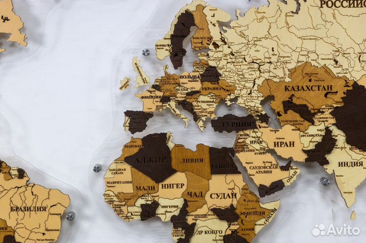 Деревянные карты мира