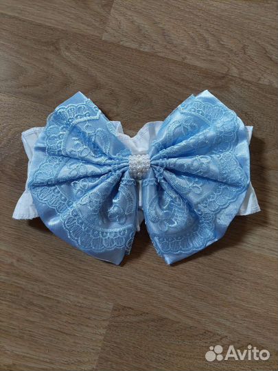 Уголок и бант на выписку из роддома