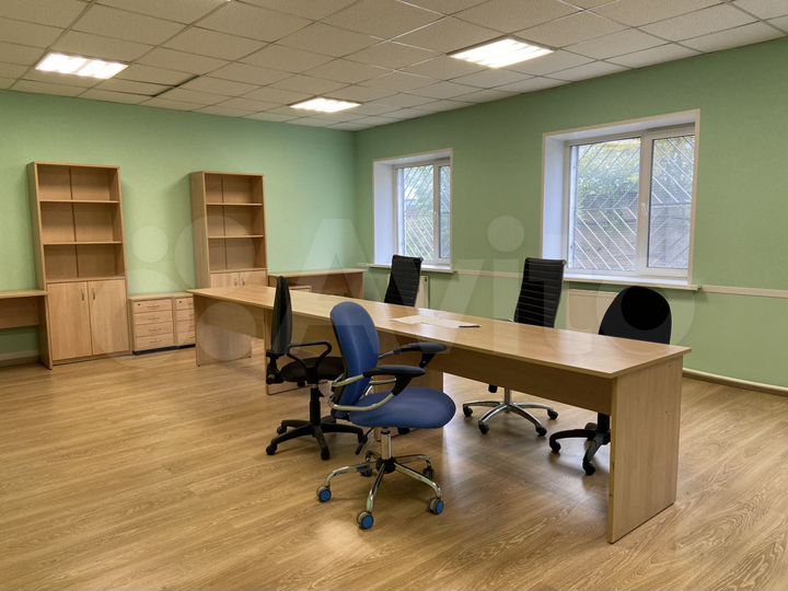 Здание, 1336 м²