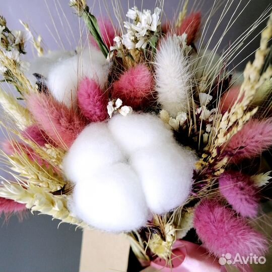 Букет из хлопка и лагуруса