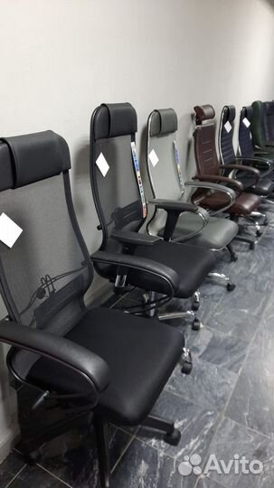 Офисное компьютерное кресло новые