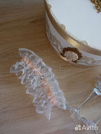 Свадебный набор. Казна + фужеры