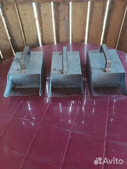 Совок для сбора ягод