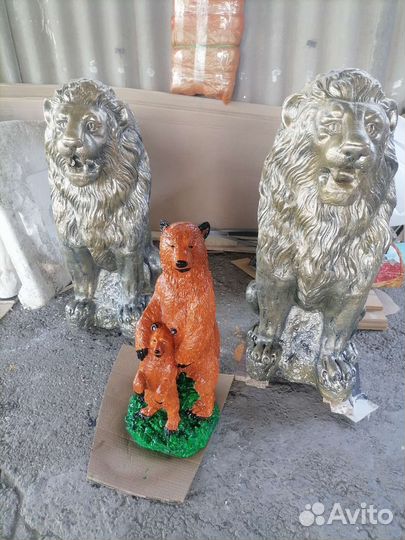 Королевские Львы скульптура