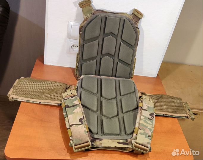 Бронежилет плитник (Plate carrier) Мультикам