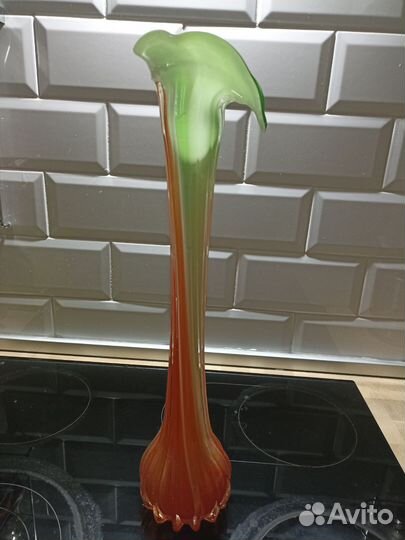 Ваза интерьерная цветное стекло