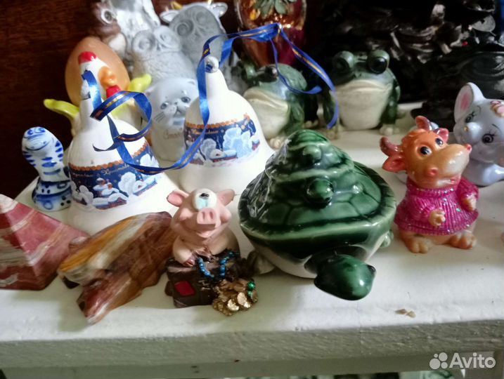 Статуэтки,фигурки разные