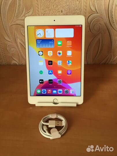 iPad mini 4 / Wi-Fi / 128 гб. Отличное состояние
