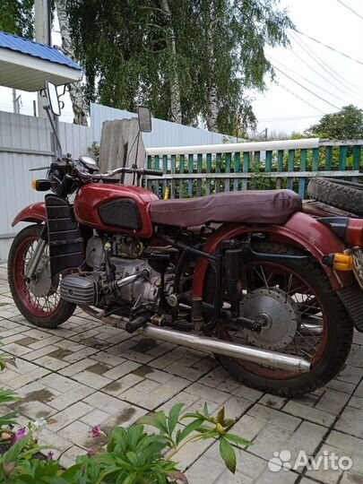 Мотоцикл Днепр мт10