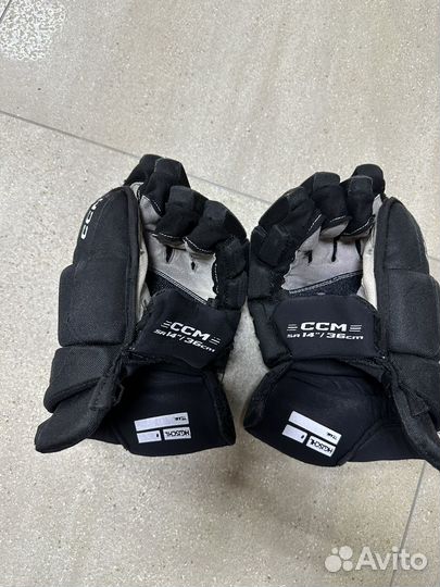 Хоккейные перчатки краги