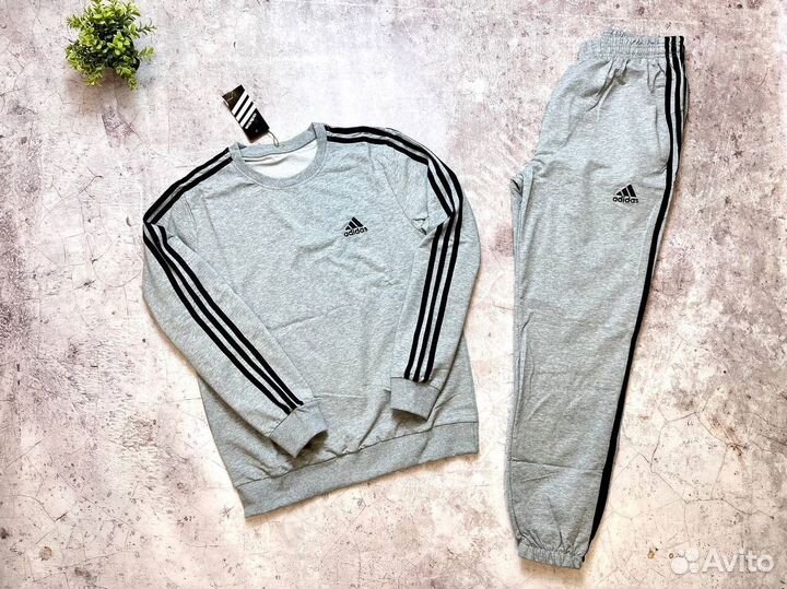 Спортивные костюмы Adidas