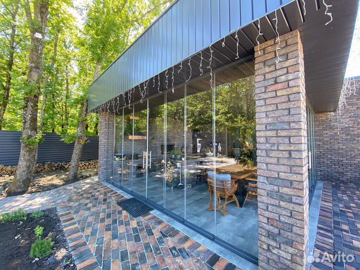 Безрамное остекление беседок веранд и террас