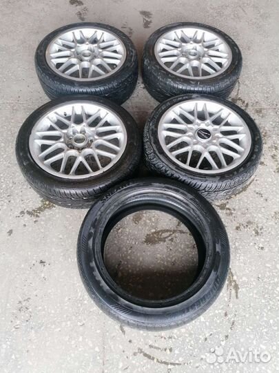 Диски с резиной r17 5x114,3; и на 4 болта