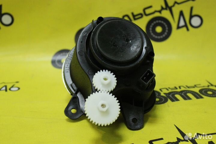 Фара противотуманная левая CH amulet