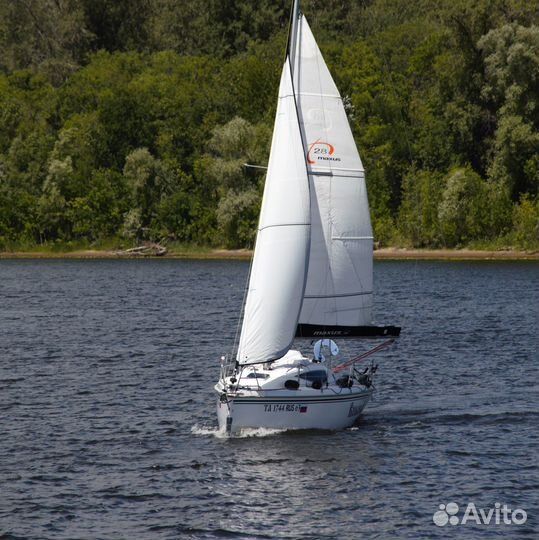 Прогулка на новой парусной яхте. Рыбалка, дайвинг