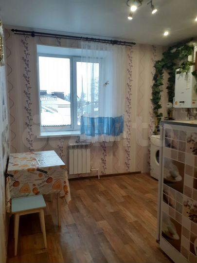 2-к. квартира, 46 м², 3/3 эт.