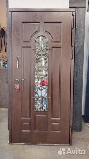 Дверь входная металлическая уличная
