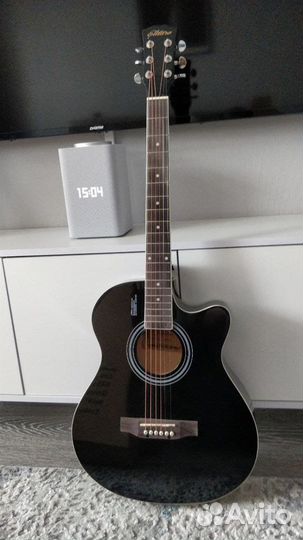 Акустическая гитара