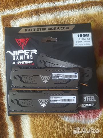 Patriot Memory viper steel 4400 16Gb