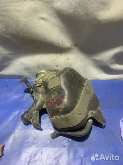 Горловина топливного бака mercedes w208