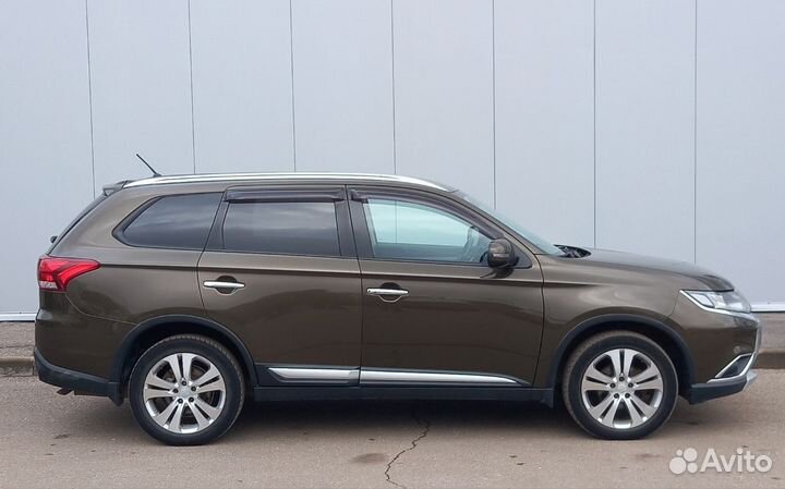 Mitsubishi Outlander 2.4 CVT, 2015, 115 000 км