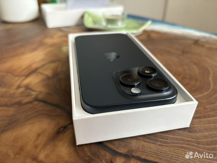 iPhone 15 Pro, 256 ГБ