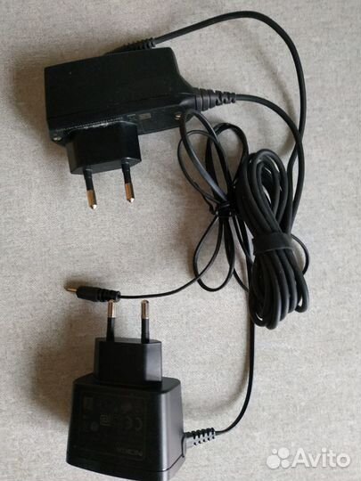 Nokia AC-2E и AC-3E Сетевое зарядное устройство