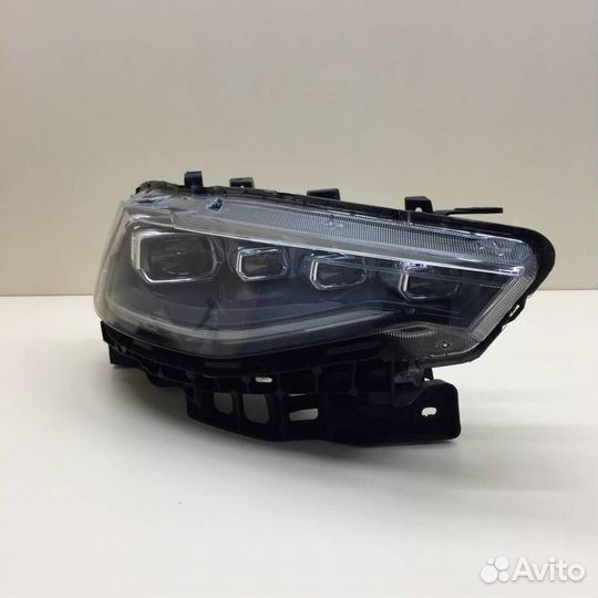 Б/У Б/У Фара правая 4121103XKQ00A4121380XKS00A