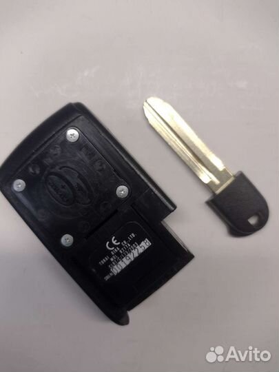 Ключ зажигания Toyota Corolla Verso