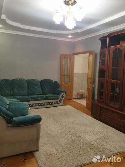 Отдам бесплатно диван угловой