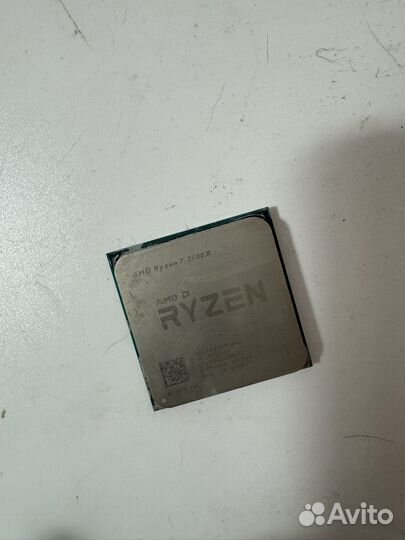 Процессор Ryzen 7 2700X