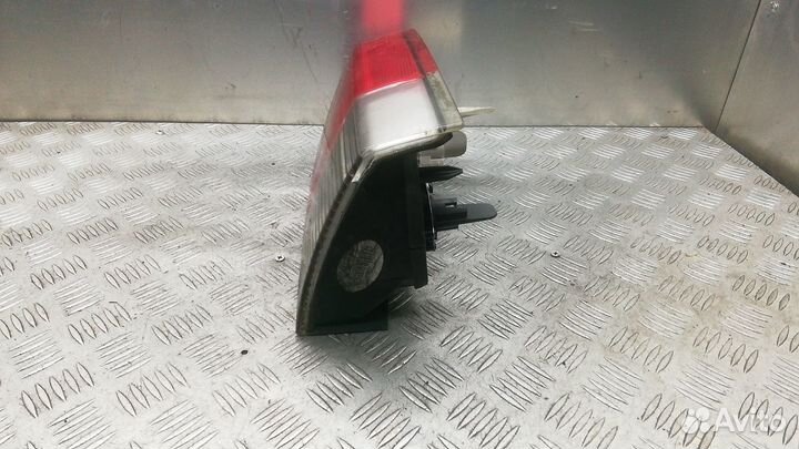 Фонарь Volvo XC70 (2002-2007)