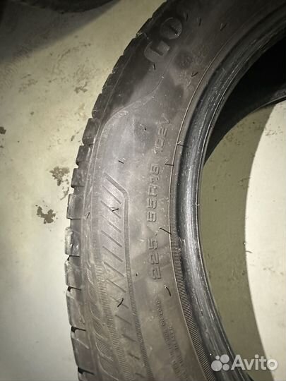 Goodyear Vector 4Seasons Gen-3 225/55 R18 102V