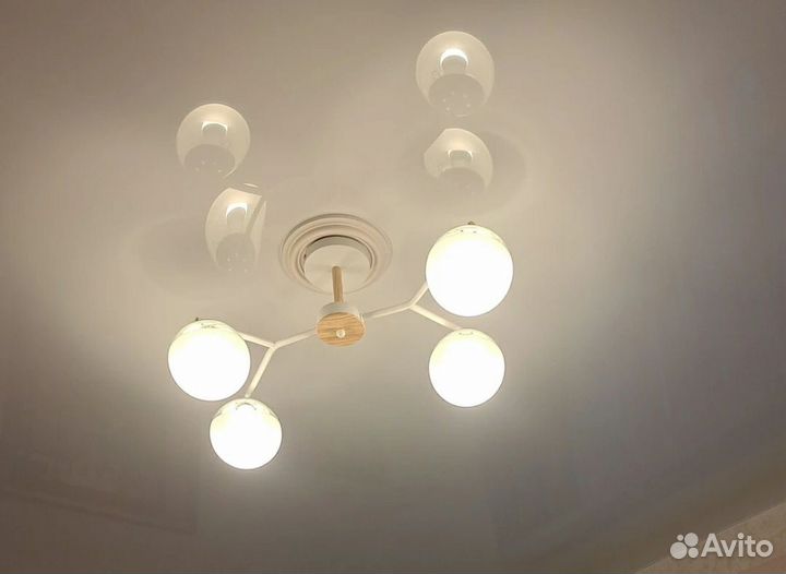 Люстра потолочная новая