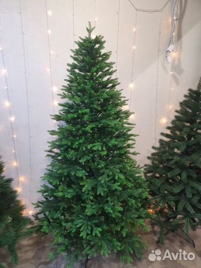 Елка искусственная