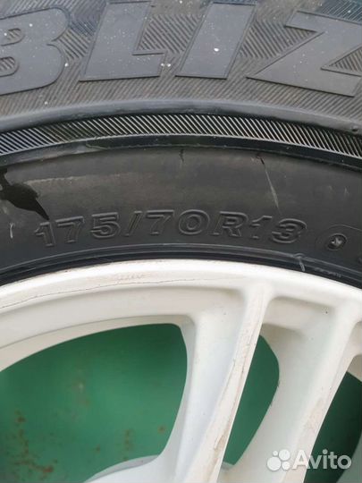 Шины зима bridgestone blizzak 82S и диски skad r13