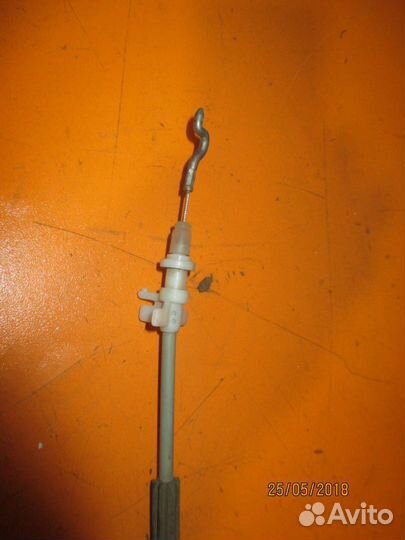 Трос открывания задней двери Seat Ibiza Сеат Ибица