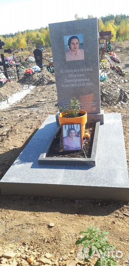 Памятник из сибирского гранита