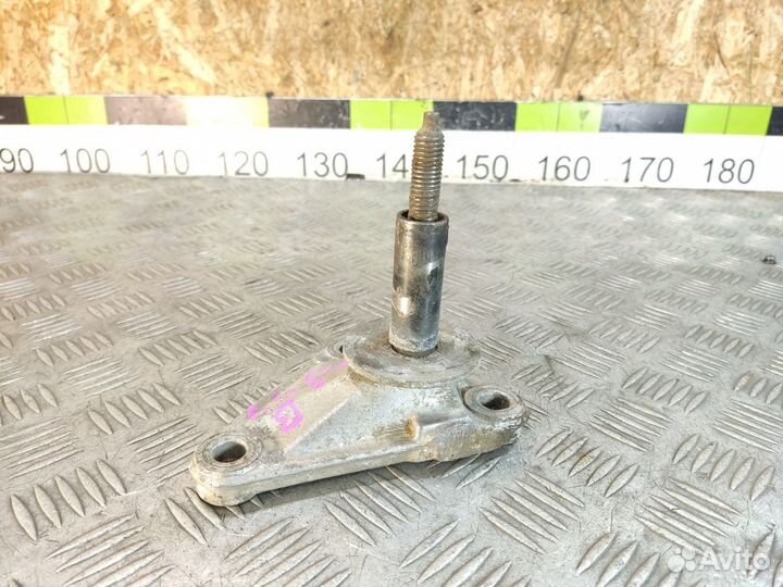 Кронштейн кпп Peugeot 406 1995-1999