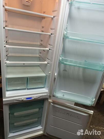 Холодильник hotpoint ariston NoFrost
